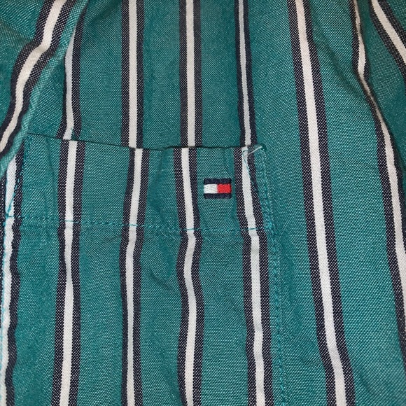 Button up Tommy Hilfiger shirt - Picture 3 of 5